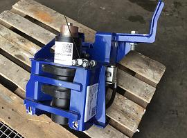 Terex AC 40L-2 counterweight cylinder support