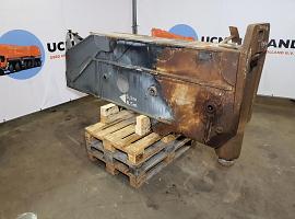 Demag AC 350-1 outrigger beam complete front