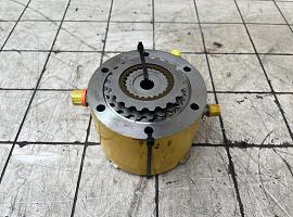 Grove GMK 6300L multiple-disk brake
