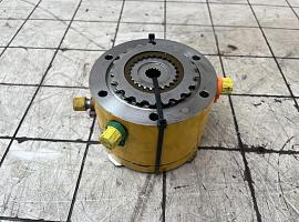 Grove GMK 6300L multiple-disk brake