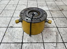 Grove GMK 6300L multiple-disk brake