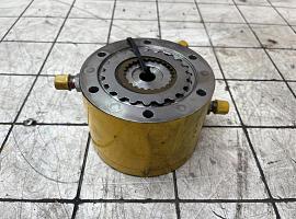 Grove GMK 6300L multiple-disk brake