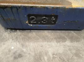 Grove GMK 4090 counterweight 2.3T 