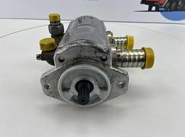 Liebherr LTM 1130-5.1 Two-Stage pump upper
