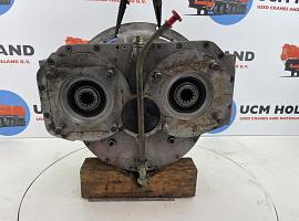 Liebherr LTM 1200/1 Distributor gearbox with coupling