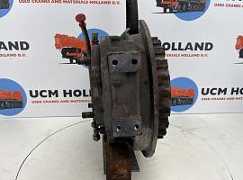 Liebherr LTM 1200/1 Distributor gearbox with coupling