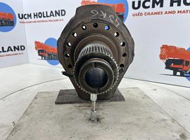 Demag AC 155 steering knuckle 16 holes axle 3
