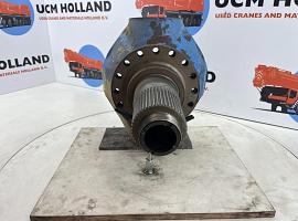 Liebherr LTM 1070 Steering knuckle 16 holes axle 4