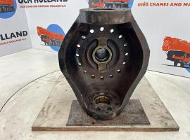 Liebherr LTM 1035 Steering knuckle 16 holes axle 1
