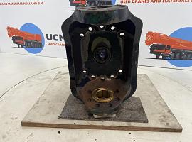  Faun ATF 30 Steering knuckle 16 holes axle 1