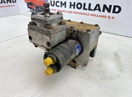 Grove AT 880 Steering box dual steer