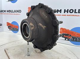 Krupp KMK 3045 Megatrak wheel hub  