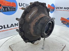 Grove GMK Megatrak wheel hub