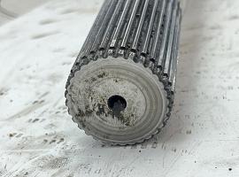 Liebherr LTM 1035-2 and LTM 1035-3 drive shaft axle 1