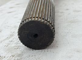 Liebherr LTM 1050 drive shaft