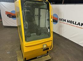 Liebherr LTM 1160-2 Crane driver cabin