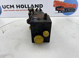 Demag AC 700 Emergency steering pump