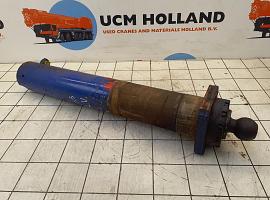 Faun RTF 45 outrigger support cylinder