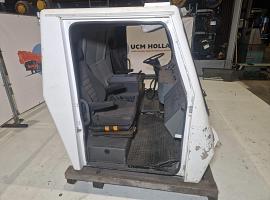 Grove GMK 5220 lower cab 
