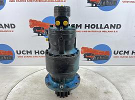 Demag AC 155 slewing gear 