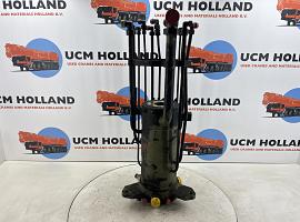 Liebherr LTM 1035-2 Rotary feed through