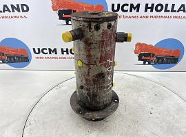 Krupp 70 GMT hydraulic swivel