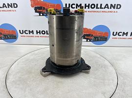 Liebherr LTM 1070/1 Rotary feed through