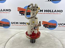 Grove GMK 3050 Slewing gear