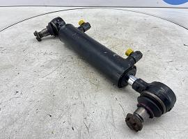 Liebherr LTM 1060-2 Steering cylinder