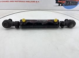 Grove GMK 5100 steering cylinder