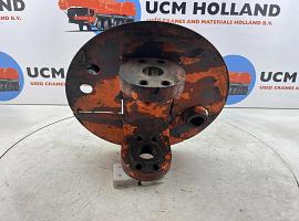 Liebherr LT 1055  Steering knuckle  axle 3