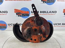 Liebherr LT 1055  Steering knuckle  axle 2