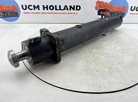 Faun ATF 40G-2 outrigger rear