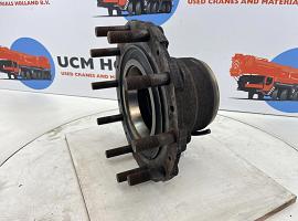 Liebherr LTM 1160/2 wheel hub axle 4   