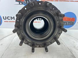 Liebherr LTM 1080 Wheel hub axle 3