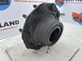 Liebherr LTM 1160 Wheel hub 