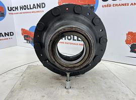 Liebherr LT 1120 wheel hub
