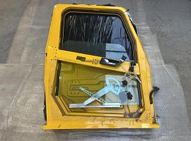 Grove GMK 6300-6400 DOOR ASSY LEFT	