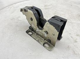 Grove GMK 3055 driver's cab closure