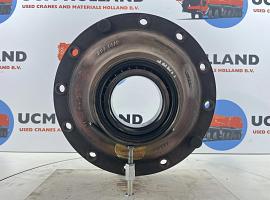 Faun RTF 30 Wheel hub axle 2