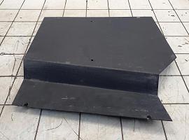 Liebherr LTM 1050-1 STORAGE COMPARTMENT