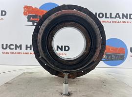 Faun HK 40 Wheel hub axle 1