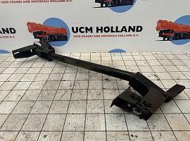 Grove GMK 3055 driver cabin tilt attachment right