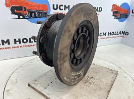 Krupp KMK 2025 wheel hub axle 1