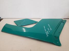 Grove GMK 5150 side engine cover above right