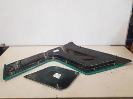 Grove GMK 5150 side engine cover above right