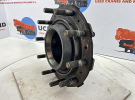 Liebherr LTM 1160 Wheel hub axle 2