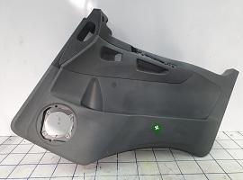 Grove GMK 5150L door panel right