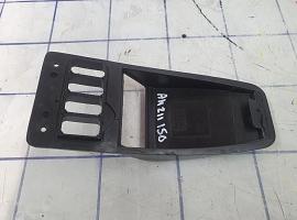 Grove GMK 5150L armrest left