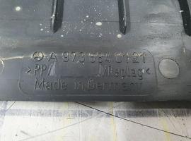 Grove GMK 5150L step-cover left 